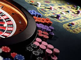 Petugas dukungan pelanggan bbwin777 yang siap sedia membantu pemain